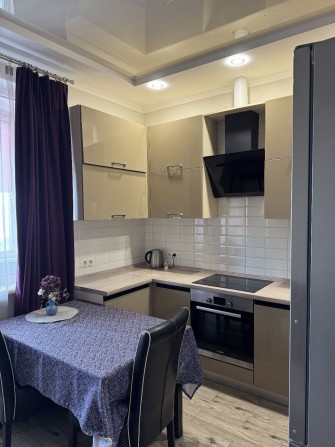 Сдам 1-комнатную квартиру Жк Апельсин - фото 1