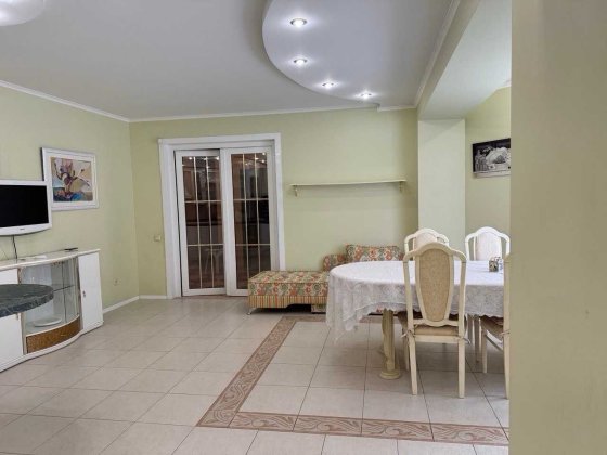 Комфортная 3 комн квартира ул Педагогическая Новый дом подвал Одесса