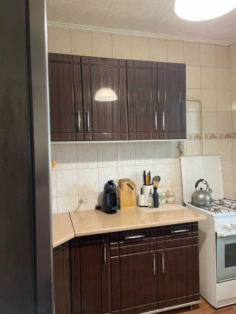 Здам 2 к/к в Соляних, зупинка «Шкільна» - фото 1