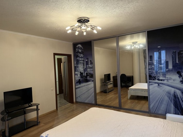 Сдам 1 комн. квартиру 50м2 Новострой Научная - фото 1