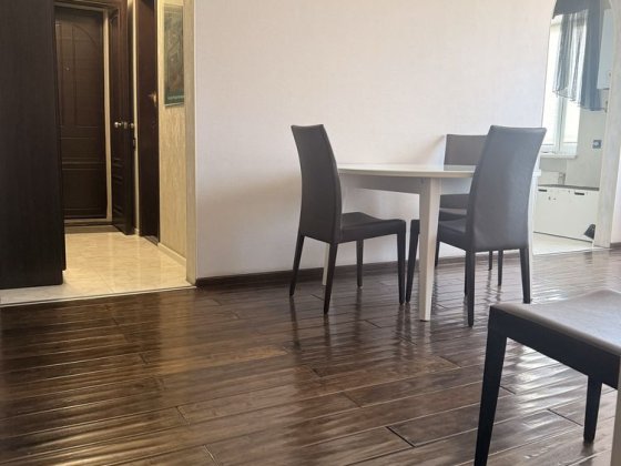 3-кімнатна квартира в самому центрі. Від власника