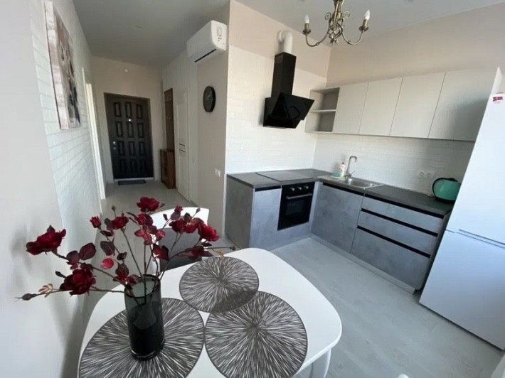 Довгострокова оренда 1-к квартири в Аркадії (Кадор 45, вул.Самофалова) - фото 1