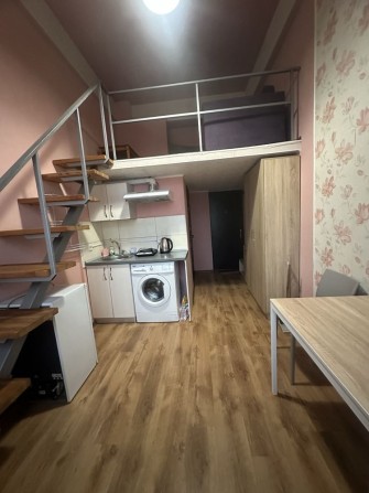 Здам дворіневу квартиру, ЖК Парковий Квартал, ст.м. Захисників України - фото 1