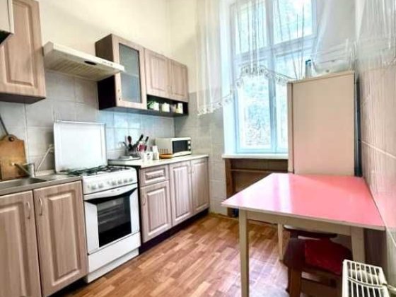 Оренда 3-кім. квартири. вул. К. Левицького-бл. Центр Львов