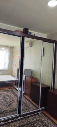 Аренда 2 комнатной  квартири студит ул.Г. Тарасенко, 98 - фото 1