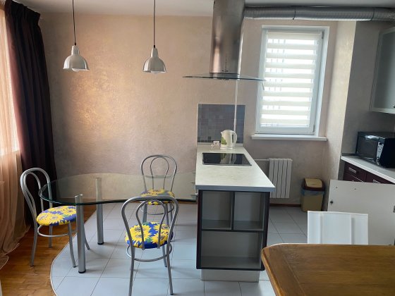 Сдам квартиру 3 комнаты  80 метров Леонтовича 6б 9этаж 13 этажного дом Одеса