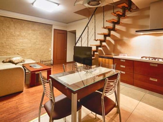 Квартира на Дерибасовской 3 спальни +студия. Одесса