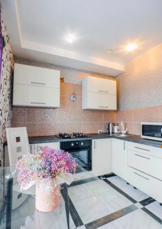 Оренда однокімнатної квартири у Комунарському р-ні (Автозаводська 56) - фото 1