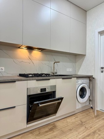 Здам 2 к квартиру район ринка "Озерка" вул . Боброва/ евроремонт/ - фото 1