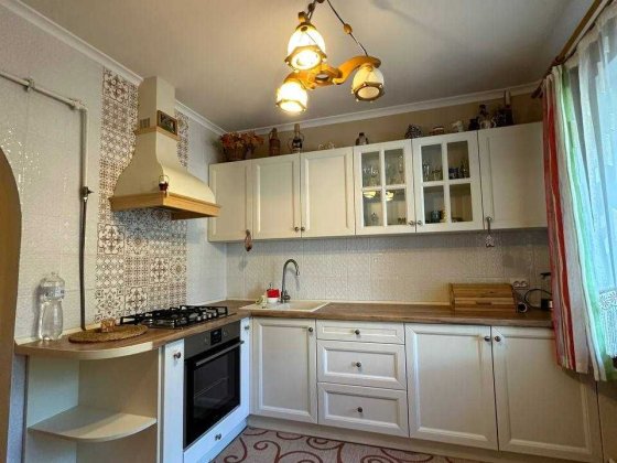 Оренда 2 кімнатної квартири по вулиці Антоненка-Давидовича СИХІВ Львов