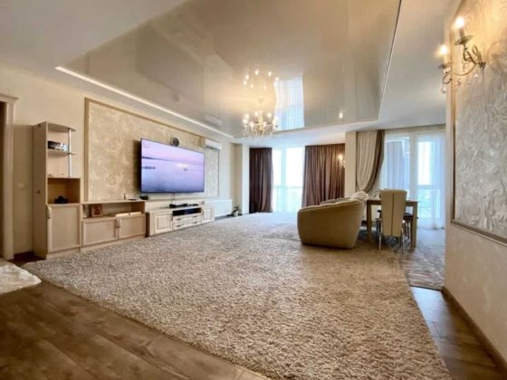 Сдается 3-х комн. квартира 119 кв.м в центре, новостройка на Гагарина