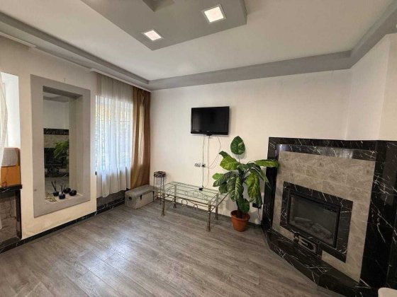 Оренда 2-кімнатної квартири ( частина будинку) вул. Личаківська Львов