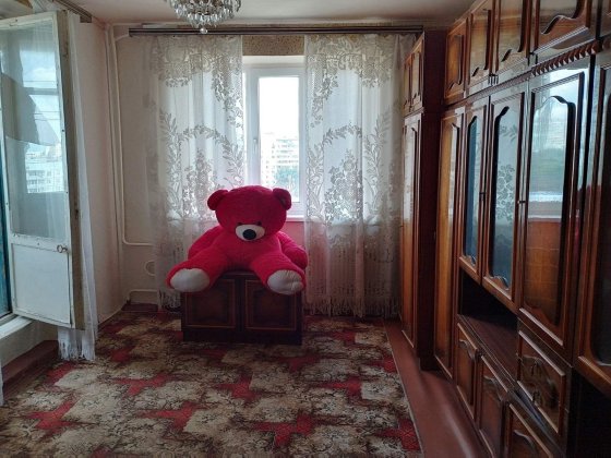 Сдам 2 кв улучшенку ,первый дом от м.Студенческая 522 м/р Харьков