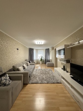 3к, вул. Залізнична, 2/9, заходь та живи! - фото 1