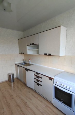 Арннда. Добротная 3-комнатная квартира, Хортицкий рн - фото 1