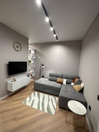 Сдам евродвушку в ЖК " 63 Жемчужина"/ Краснова - фото 1