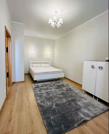 Срочно сдам квартиру в ЖК "Михайловский городок". С Кошкой Можно - фото 1