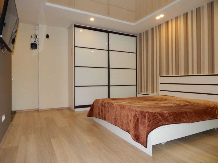 Аренда 1 ком. кв./пр-т Науки 68-а/ метро ' 23 Августа ' 5 минут - фото 1