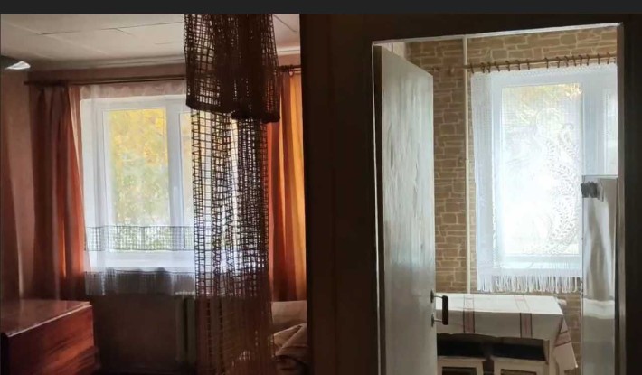 Сдам 1 к из.квартиру 1 этаж 5-этаж.дома (парк Зустріч, круг 13 трол.) - фото 1