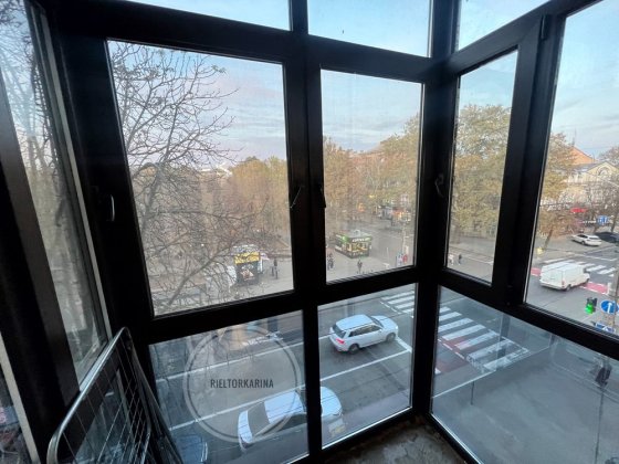 Оренда 2к квартири Центр/Соборна на 3 поверсі з 4 Миколаїв