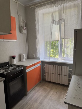 Сдам 1 ком квартиру метро Армейская - фото 1