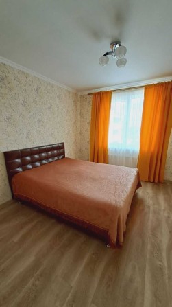 СДАМ ХОРОШУЮ 2 Комнатную квартиру ЦЕНТР - фото 1