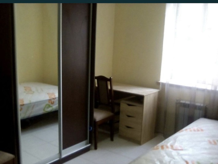 Сдам гостинку со своим санузлом метро Гагарина. - фото 1