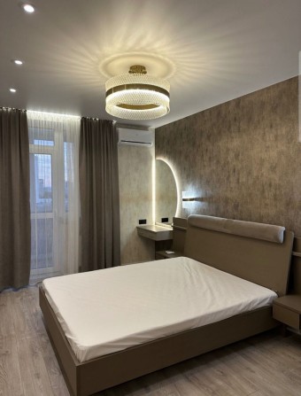 Сдам 1комн квартиру м. Дворец спорта в новострое ЖК Пролисок - фото 1