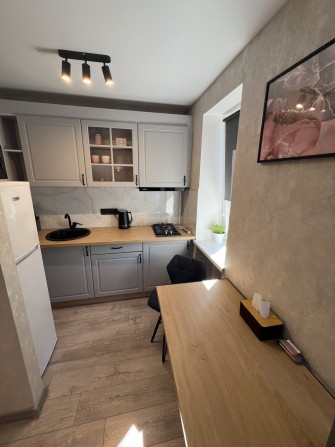 Студийная на Адмиральском - фото 1