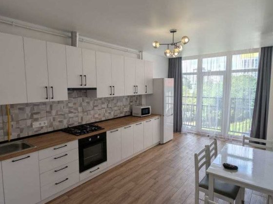 Оренда 2 кімнатної квартири вул Шевеченка ( Семицвіт ) Львів