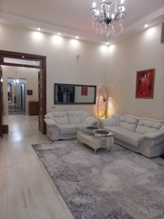 Своя центр Европейская/Дерибасовская 3-х комнатная - фото 1