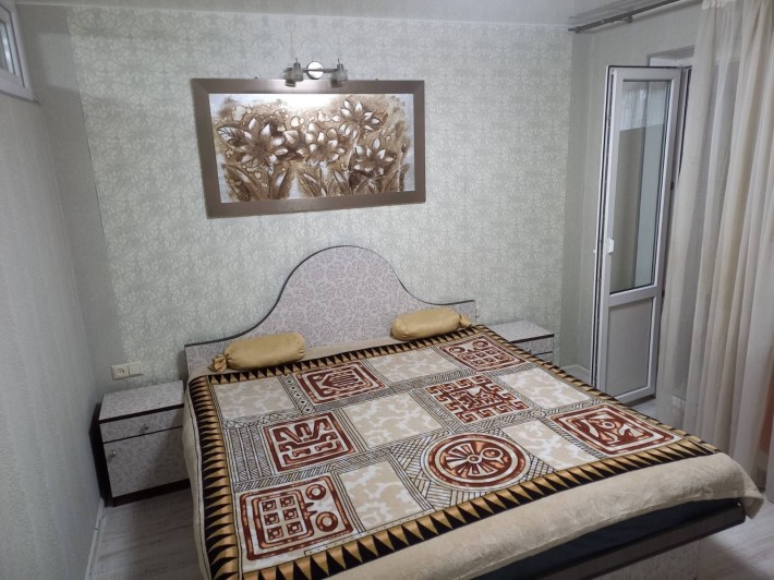 Без посредников от хозяйки мини  3шка чешка  газ ремонт недорого - фото 1