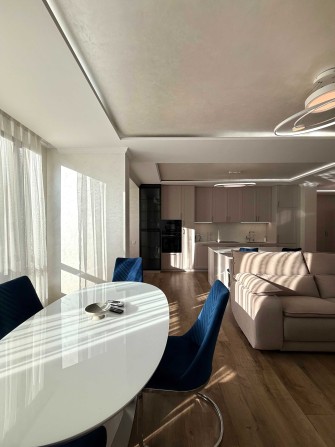 Оренда дизайнерської 2-кім + кухня-студія 100 м кв. вул. Лемківська - фото 1