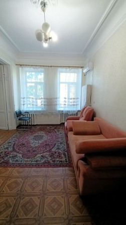 Сдам  2х комнатную квартиру в ЦЕНТРЕ  улица НОВОСЕЛЬСКОГО - фото 1