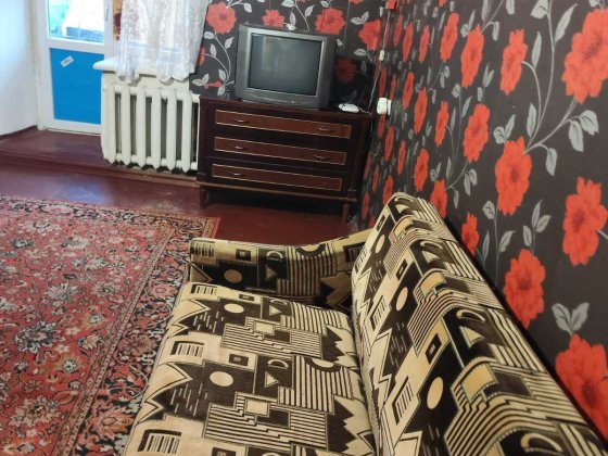 здам 1 кім кв недорого Млинна 1 Слобідська,балкон,газ колонка,с\в розд Николаев