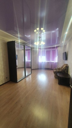 Сдам 1ком ЖК Вернисаж/ Костанди162/ Королева - фото 1