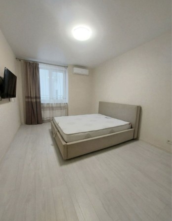 Сдам 1 комнатную квартиру Одесская Новострой - фото 1