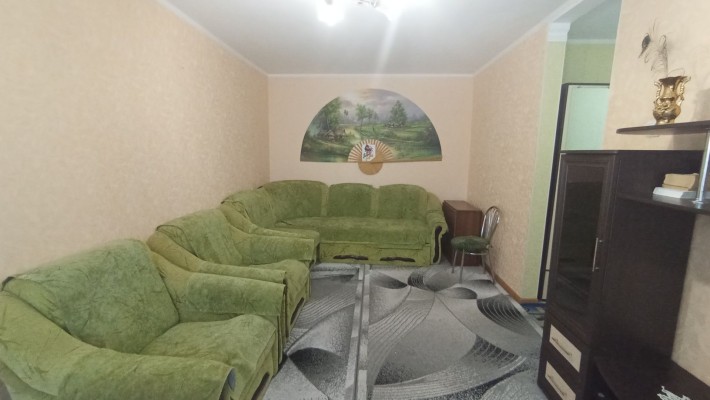 Сдаю уютную 3 к/к пр.Корабелов/в Корабельном р-не,первый этаж - фото 1