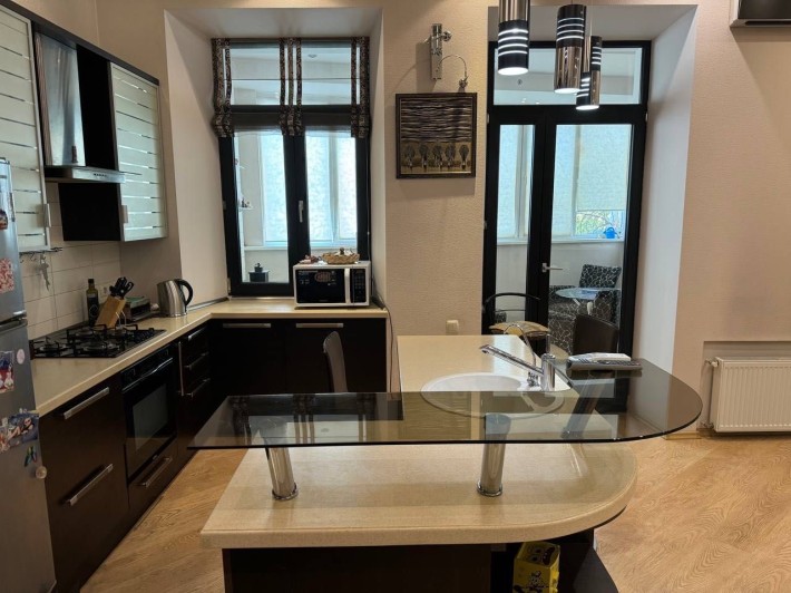 Авторская 2х ком кв в центре, дерибасовская/соборка от хозяина - фото 1