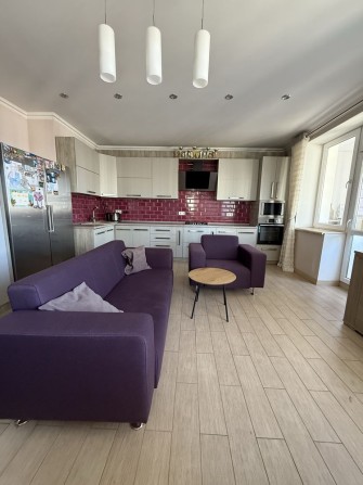 Оренда 4х кімнатна квартира з паркомісцем, вул.Червоної Калини 58 - фото 1