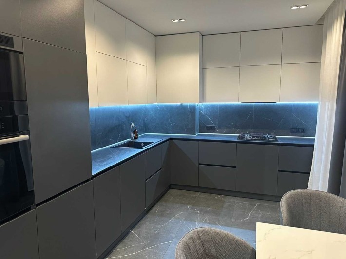 Оренда сучасної 3-кімнатної квартири в ЖК "Silver Flow», вул. Стуса - фото 1