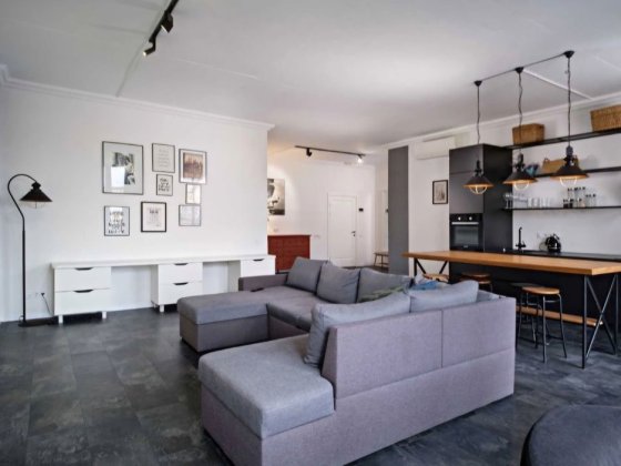 Двухкомнатная квартира в центре города, 100 м от Дерибасовской терраса Одесса