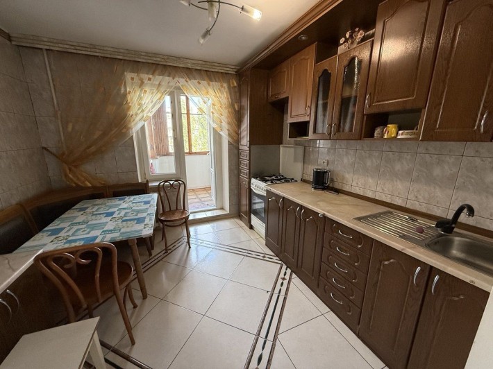 Сдам очень уютную, красивую, просторную квартиру. - фото 1