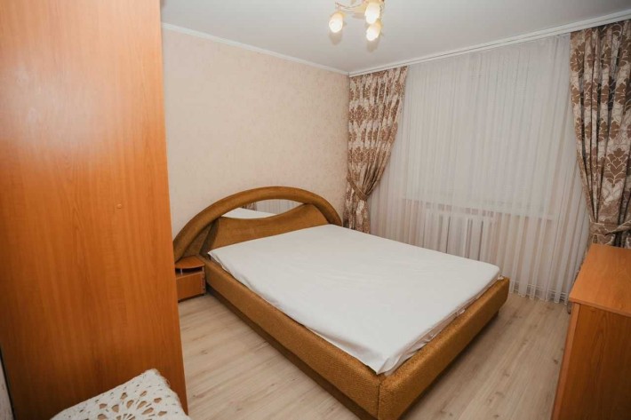 СДАМ СРОЧНО 2 Комнатную  ЦЕНТР Ул Кузнечная - фото 1