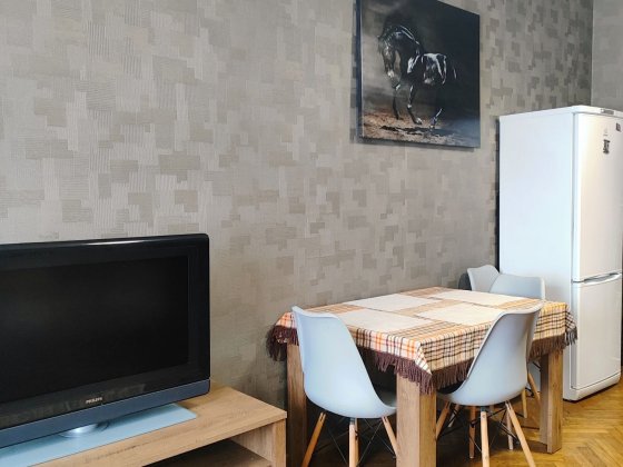 Сдам в аренду хорошую 2х комнатную гостинку в Центре, ул. Суммкая 17 Харків