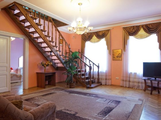 4х кім. К.Левицького ближній ЦЕНТР Львов