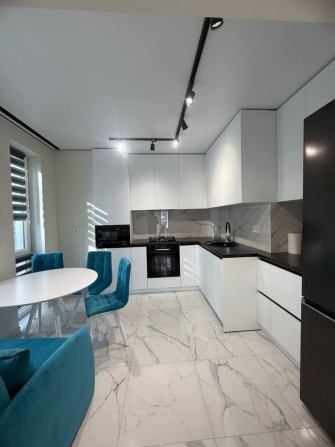 Оренда 2 кім.кв. Вул.Малоголосківська 32а ЖК Plus - фото 1