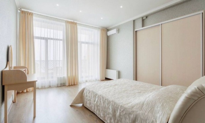 Сдам 3ком Аркадиевский дворец - фото 1