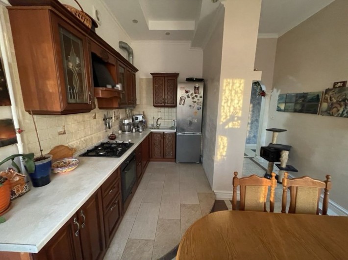 Сдаётся 3-комнатная квартира в центре города. - фото 1