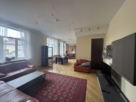 Оренда 2кімн.квартира вул. Словацького 3/4ц, 95/40/25, ремонт, центр. Львов